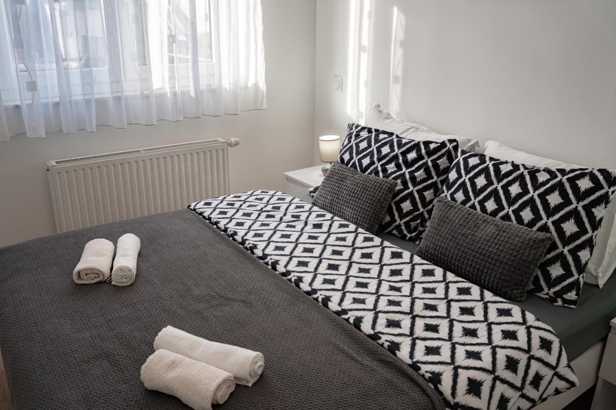Apartman Hendrix Zagreb Bagian luar foto